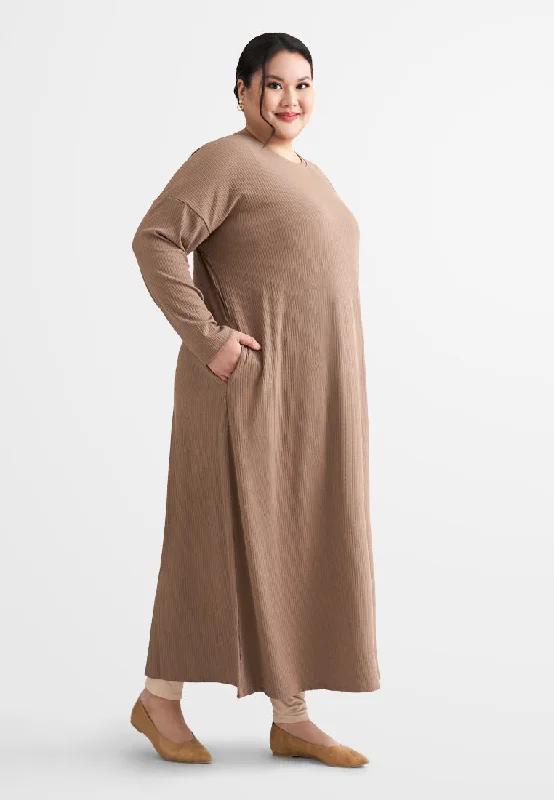 Johanna Relax Ribbed Quarantine Petite Plus Jubah Dress - Coco Brown